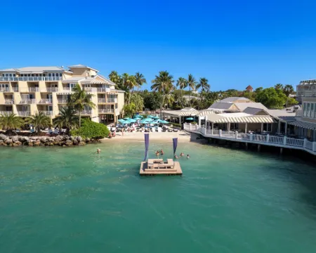 เพียร์ เฮาส์ รีสอร์ทแอนด์สปา โรงแรมในคีย์เวสต์