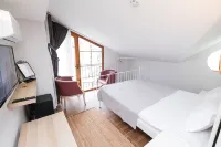 La Boutique Vera - 2-Star
