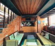 The Palms Resort & Bar Hotels in San Narciso