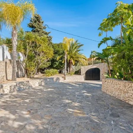 Huswell - Relax in Luxury at This Stunning Seaside Villa Отели в г. Кальпе