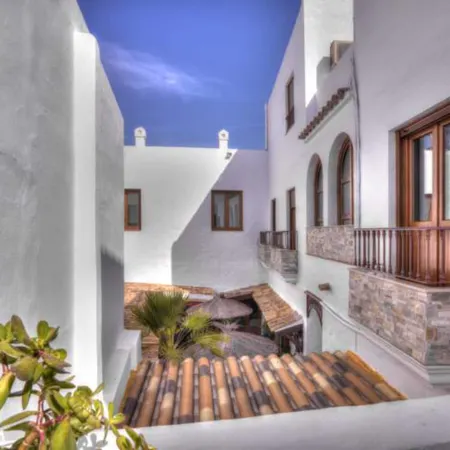 Hotel Almadrabeta