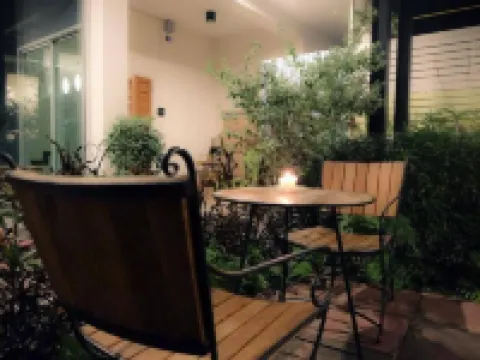 Schon Hotels in Chai Nat