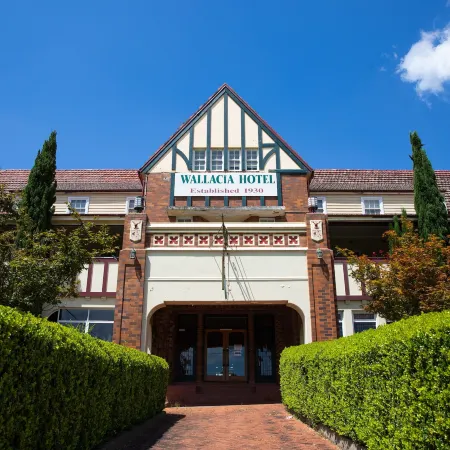 Wallacia Hotel
