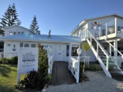 Brenton Beach House Hotels in Knysna