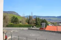 Cit'Hotel Restaurant du Bowling de Millau - Mountain view