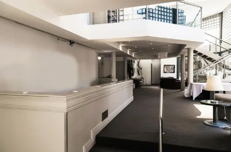 Beaumont Kew Отели рядом с достопримечательностью «Технологический институт Ройал Мельбурн»