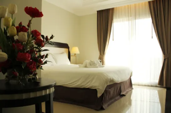 แอลเค คริสตัล เพลส โรงแรมใกล้บิ๊กซีซูเปอร์เซ็นเตอร์