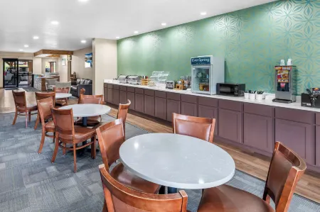 EverSpring Inn & Suites Отели в г. Кистон