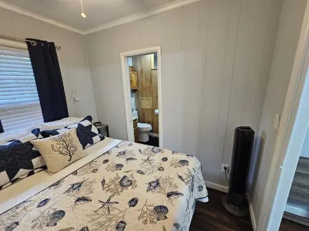 A Little Serenity- A Cozy One Bedroom Escape in Quant Onancock,Mid-Eastern Shore Отели в г. Аккомак