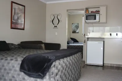 Ashbury Park Motel Hoteller i Waimataitai