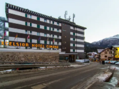 Excelsior Hotel Cimone LowCost Hotels in Siror