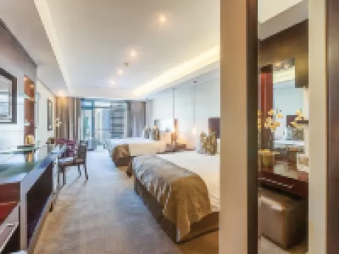 The Fairway Hotel, Spa & Golf Resort Hotels in Randburg