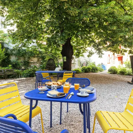 L'Abeille - Boutique Apartments