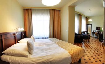 Hotel Baltaci Atrium