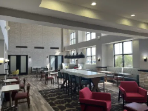 Hampton Inn & Suites Barstow Hotels in Barstow