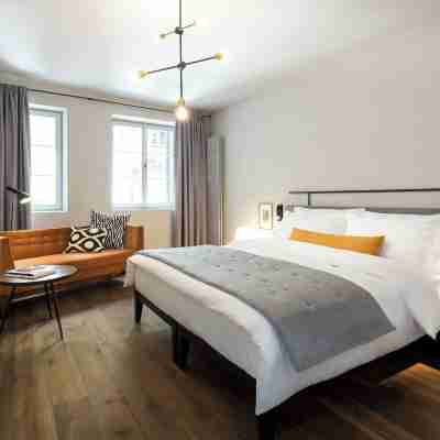 Goldenstern Townhouse Rooms