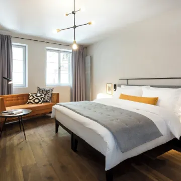 Goldenstern Townhouse
