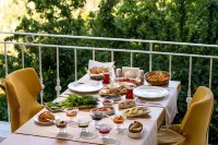 Gurel Garden House - breakfast