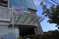 Luminor Hotel Jemursari by WH Hotels in Tenggilis Mejoyo