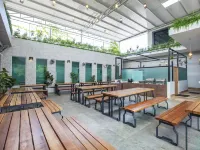 Bzz Hotel Skudai Hotel di Sekudai