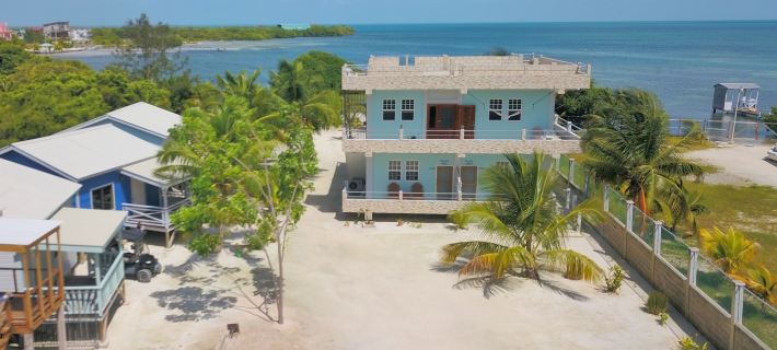Hidden Treasure Vacation Home Blue Bay Cottage Hoteles en Cayo Corker