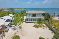 Hidden Treasure Vacation Home Blue Bay Cottage