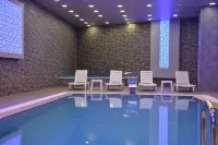 Winter City Hotel - Pool