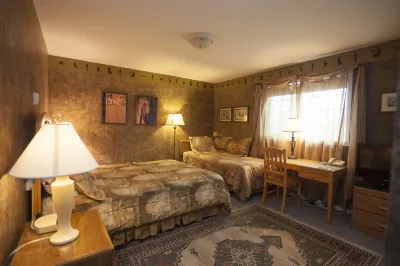 Midnight Sun Inn Hotel a 