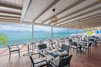 Butterfly Beach Hotel Hotels in Silver Sands