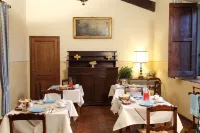 羅浮匝諾住宿加早餐飯店 - 私人泳池