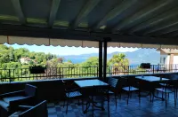 Hotel San Remo Hotels in San Zeno di Montagna