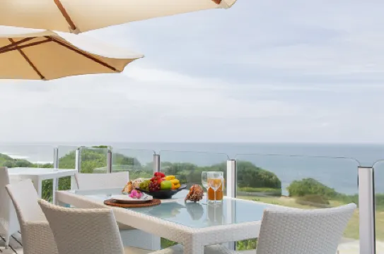 Whales Way Ocean Retreat