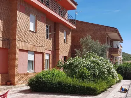 Albergue Ciudad del Doncel Отели в г. Сигуэнса