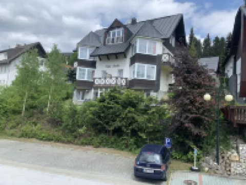 彭森史黛拉別墅酒店