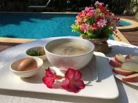 เรือนอริยา รีสอร์ท (เชียงใหม่) - สระว่ายน้ำส่วนตัว