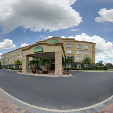 Wingate by Wyndham Convention Ctr Closest Universal Orlando