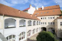 Hotel Magnolia Hotels in Libotenice