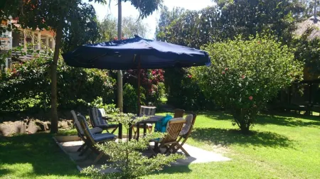 Guest House Jane Naivasha Отели рядом с достопримечательностью «Lakes NAIVASHA - Crescent Island»