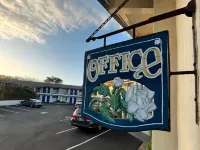 Inn by the Bay Monterey - Motels