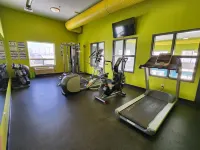 Super 8 by Wyndham Winnipeg East MB - salle de sport
