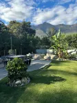 A Riverbed Guesthouse