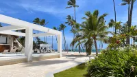Family Getaway Apartment - on the Beach