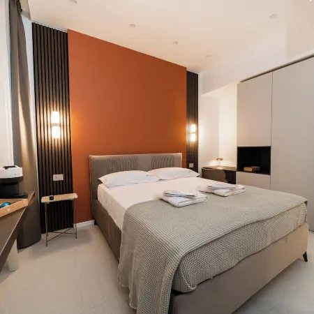 Ypnos Rooms