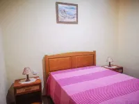 Casa do Rosa - Sleeps 6 - Parking - Wifi Hotels in Mertola