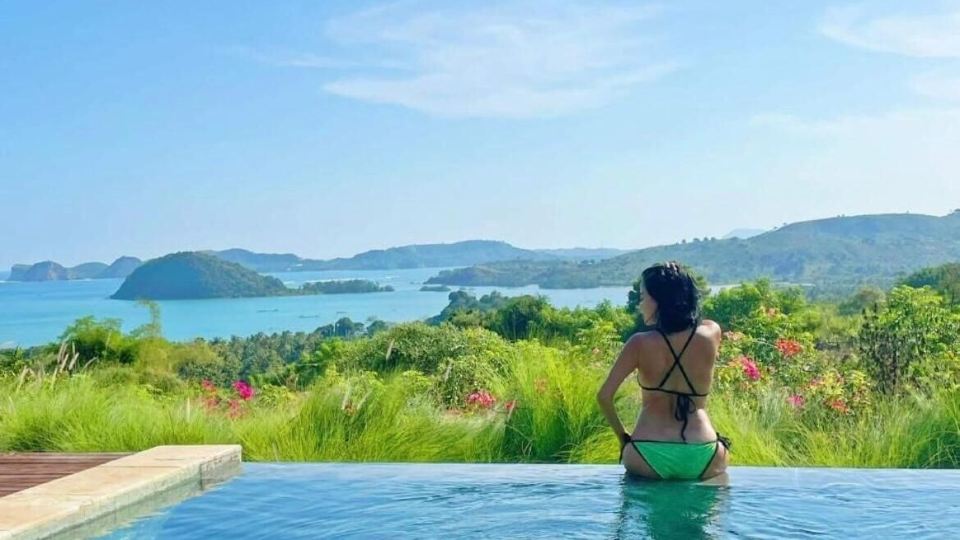 Lobster Bay Resort
