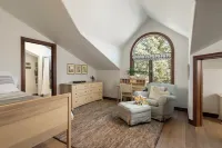 Luxe Osprey Hotels in Eagle County