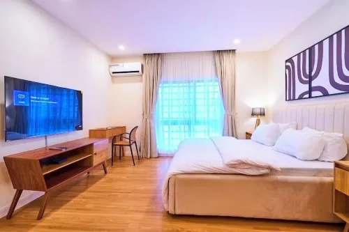 Chexfield Suites and Apartments