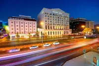 Royal Ascot Hotel Hotel di Al Rifa