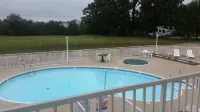 Econo Lodge Branson Theater District - Swimmingpools