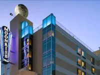 The Moonrise Hotel Hotel in zona Parco Forest